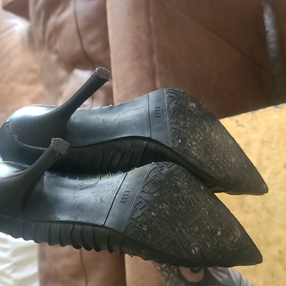 Elle Georgian Black Pointed Toe Stiletto | Heel | Pump| Size 7.5| - Picture 12 of 12